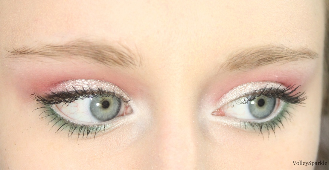 Festive Red And Green Eye Makeup Look How To Volleysparkle
